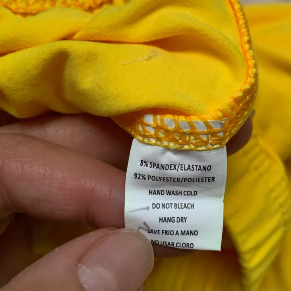 One size legging depot yellow leggings - worn once - super soft! - Picture 2 of 7